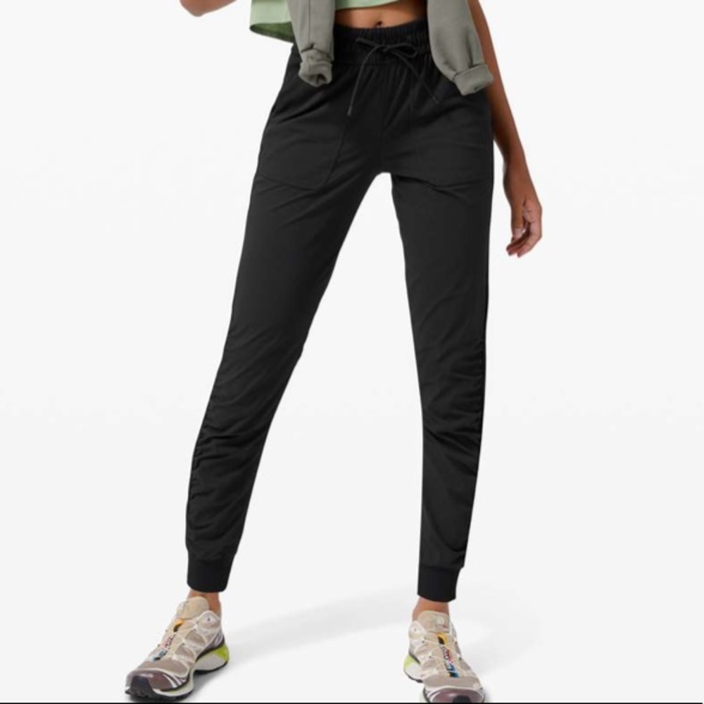 Lululemon Beyond the Studio Jogger Black